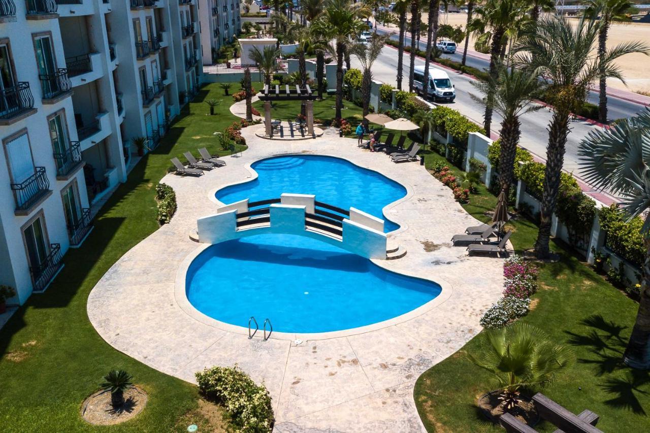 Apartment Modern With Jetted Tub, Balcony And Ocean View! *
