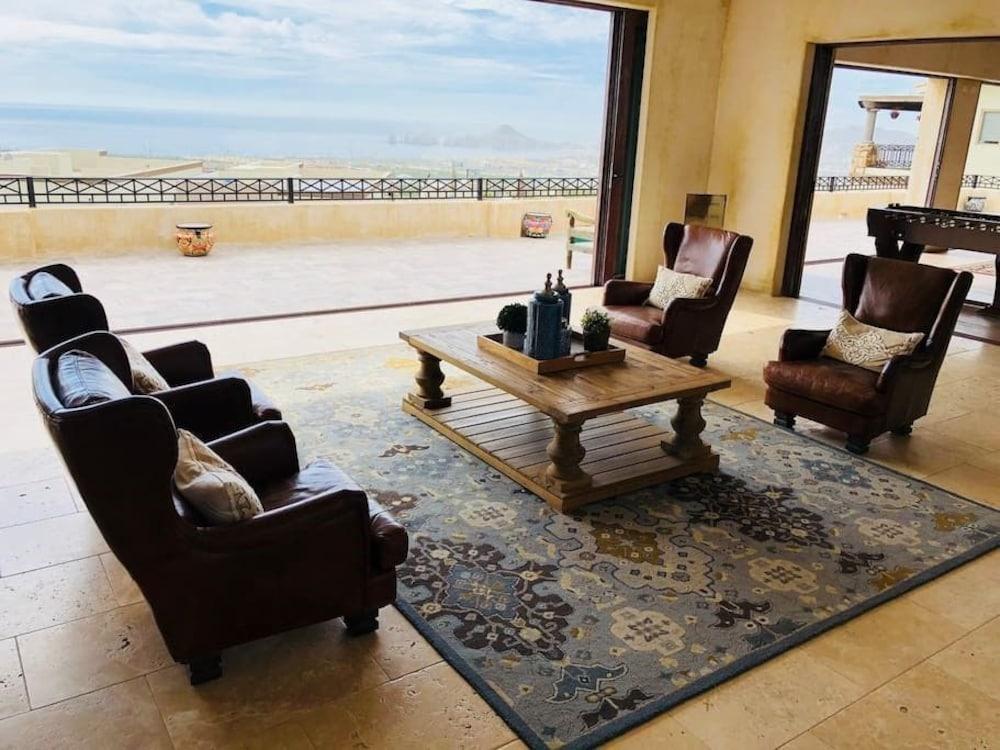 Apartment Luxury 3br 2 Bath Ocean View