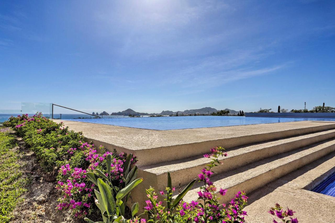 Luxe Cabo With Ocean Views And Amenities!