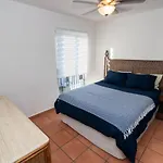Your Cabo Penthouse Escape Walk To Sand & Sea!