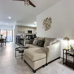 Pedregal Towers