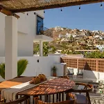 Casa Gallo, Heated Pool, Exclusive Beach & Great Location