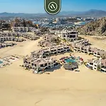 Oceanfront 3 Bedroom Condo Right In Front Of The Beach