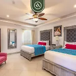 Great House With Private Balcony - Ocean View