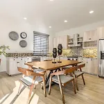 Luxurious Secluded 3 Bedroom Mavila Condo Retreat