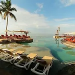 Deluxe Oasis In Los Cabos
