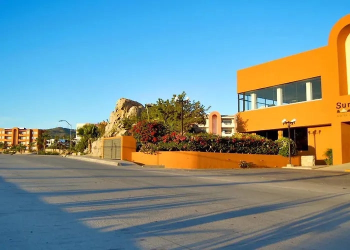 Sunrock Hotel & Suites