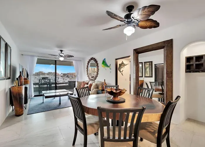 Completely Remodeled 2Bd-2Ba Plaza Bonita