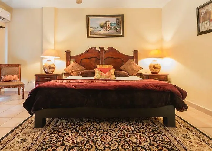 Hotel Casa Blanca