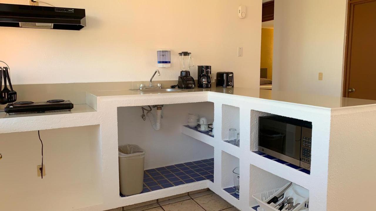 Hotel Sunrock & Cabo San Lucas