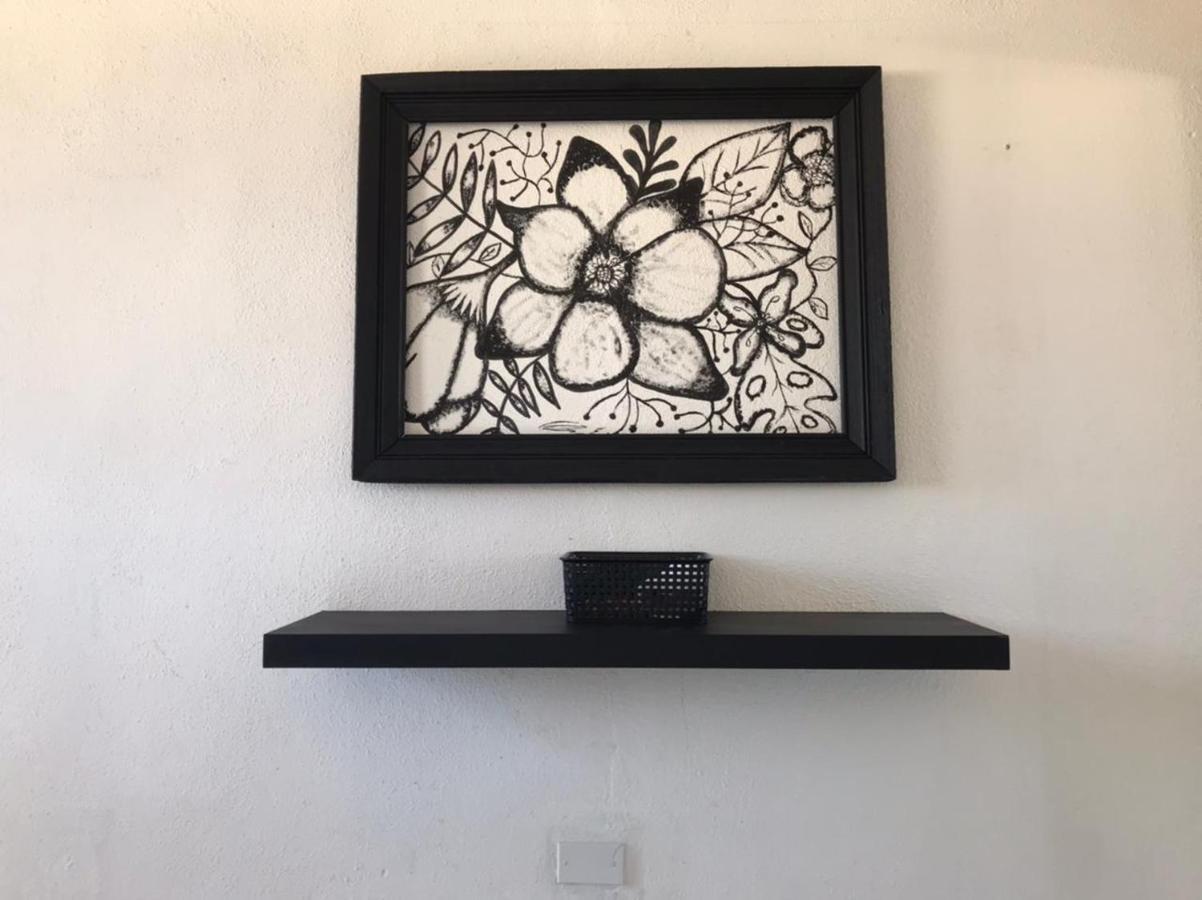 The Next Door Black And White Studio In Cabo Apartment *