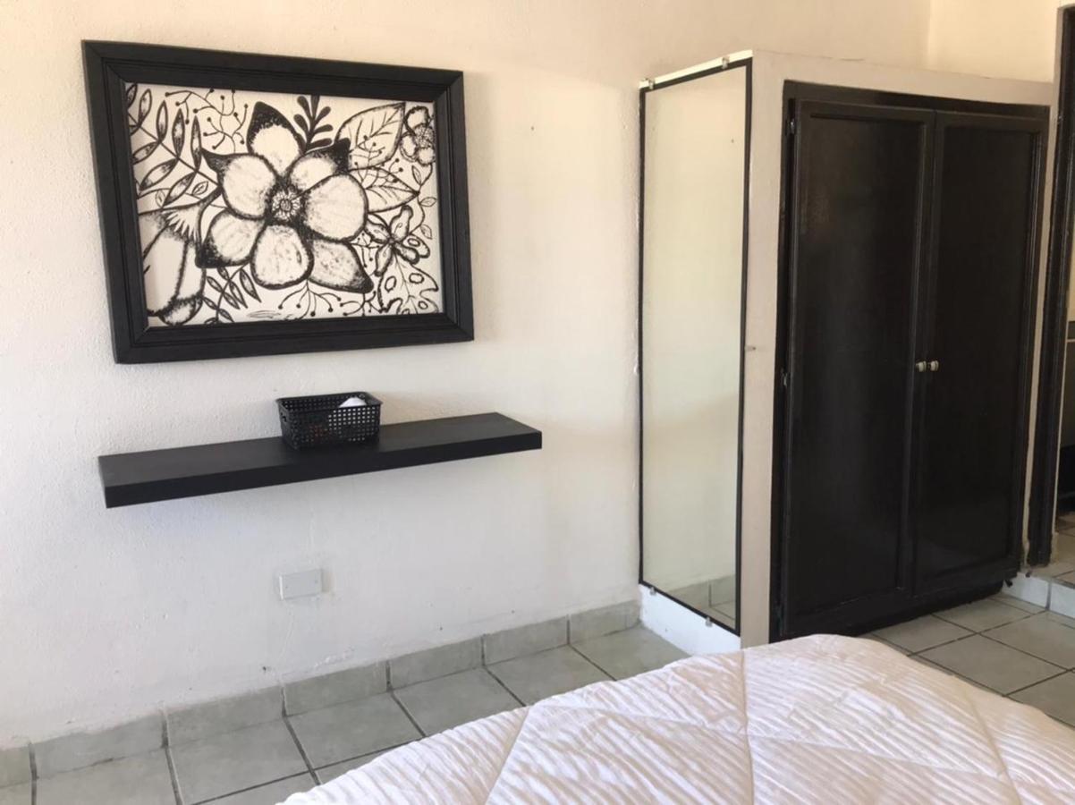 Apartment The Next Door Black And White Studio In Cabo *