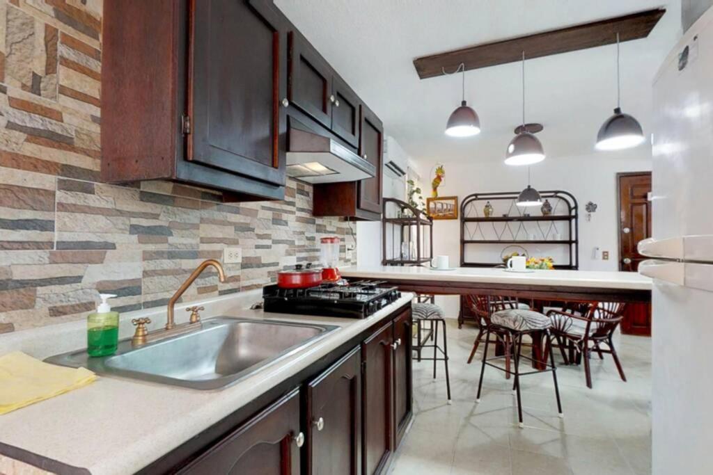 Precioso Y Bien Ubicado Departamento Beautiful Apartment&well Located Cabo San Lucas