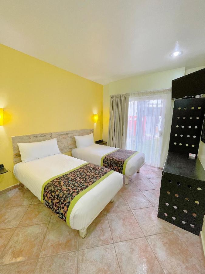Seven Crown Express & By Kavia Hotel 3*