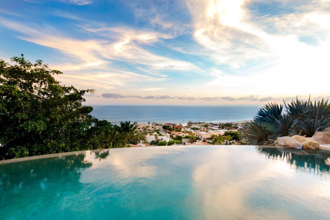 Exquisite With Awesome Views & Staff In Pedregal!