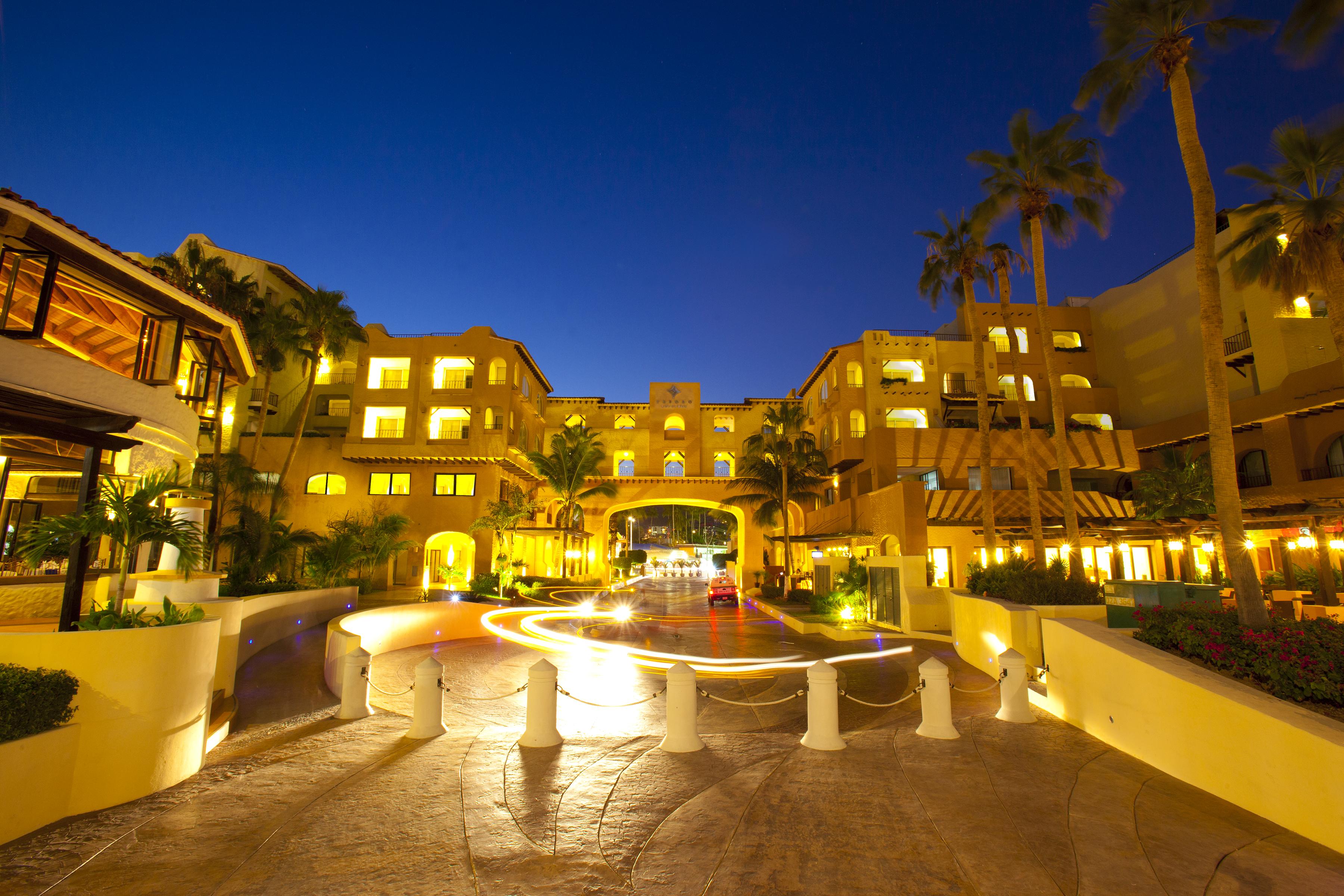 Resort Tesoro Cabos 4*