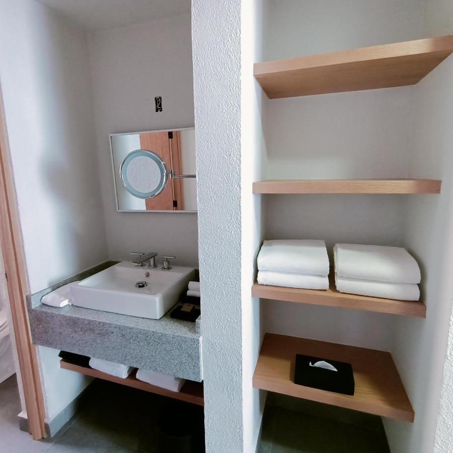 Hotel Sunrock &
