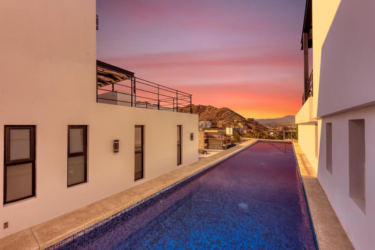 Pedregal Towers Apartment *