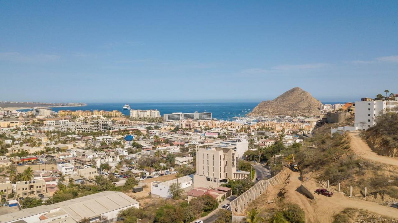 Pedregal Towers Apartment Cabo San Lucas