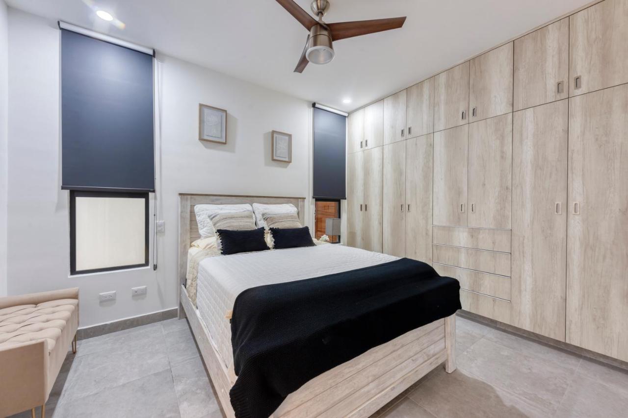 Pedregal Towers Apartment *