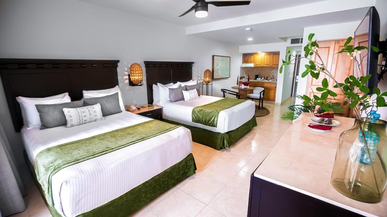 Tesoro Cabos