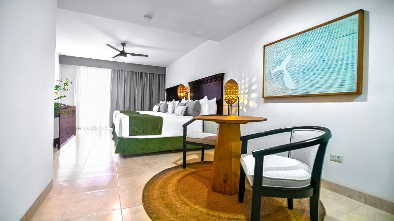 Resort Tesoro Cabos