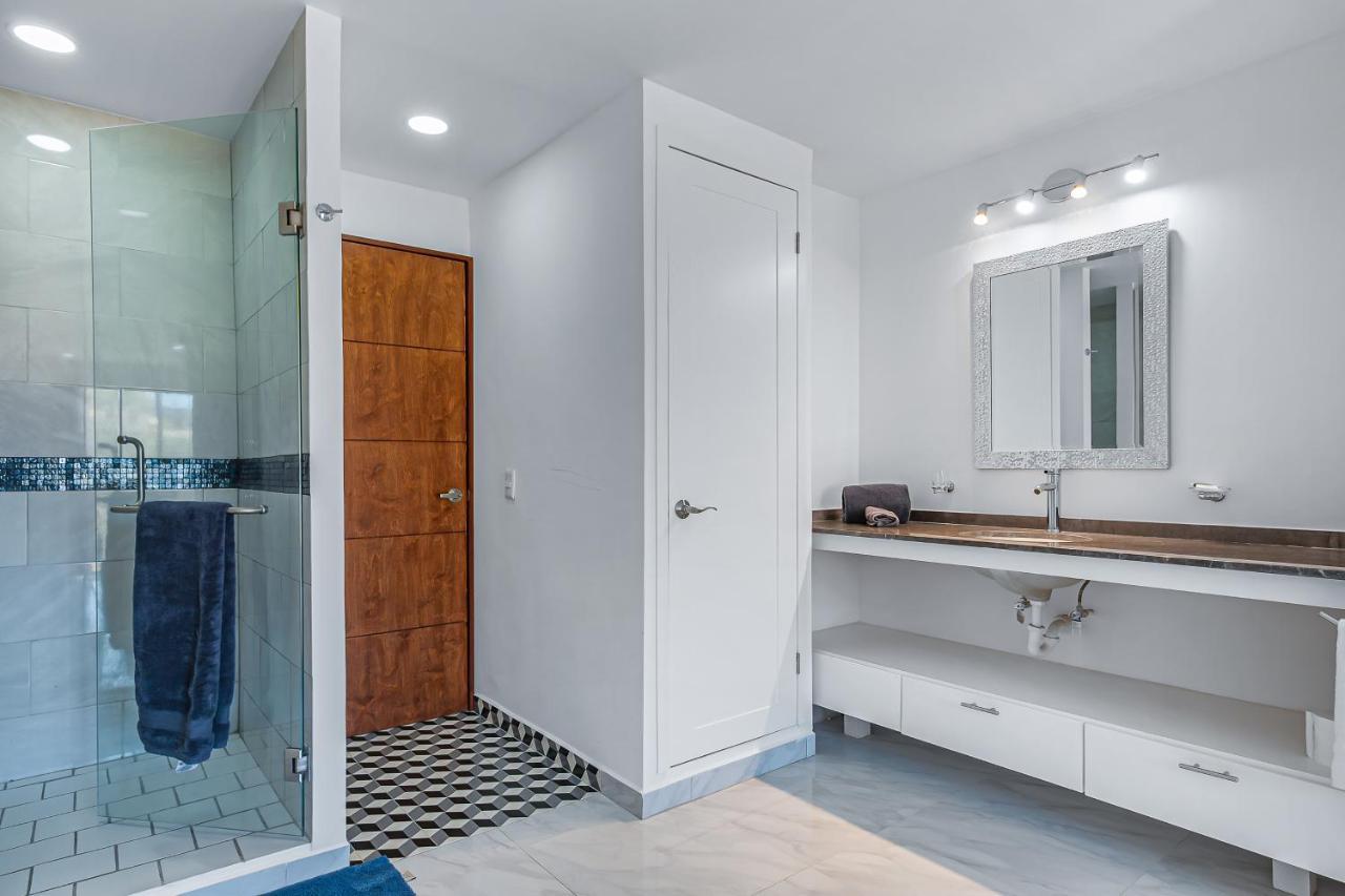 Morgan Residences 508b *