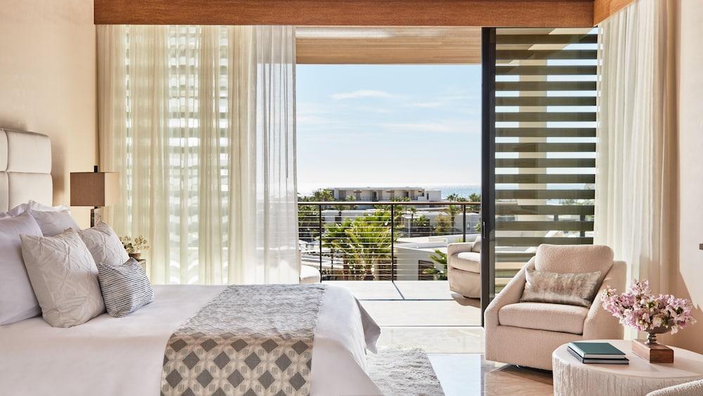 Hotel Chileno Bay & Residences, Collection 5*