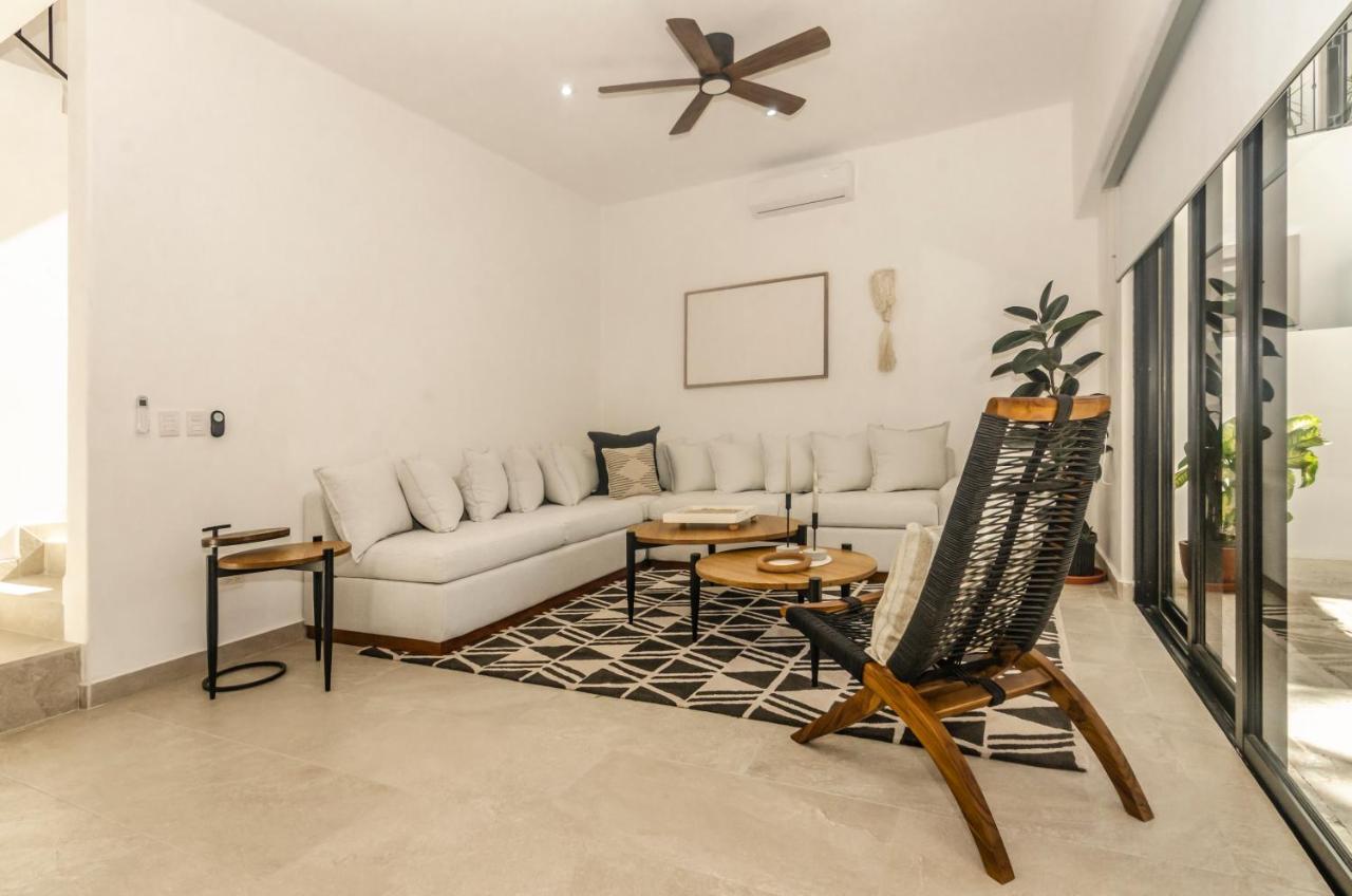 Casa Gallo, Heated Pool, Exclusive & Great Location * Cabo San Lucas