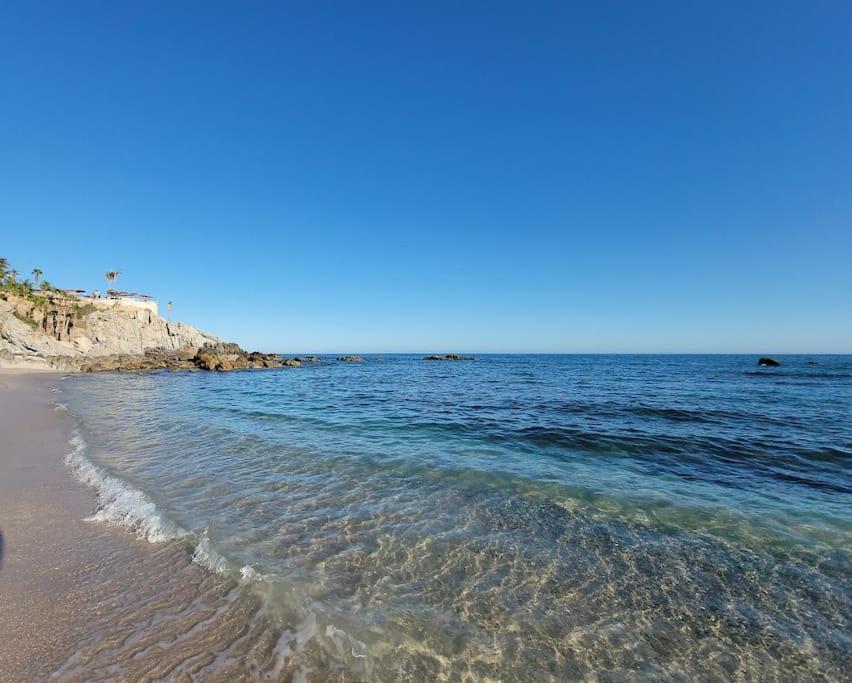 Apartment Oceanfront Penthouse, 2 Masters, 2 Baths, Kitchen!