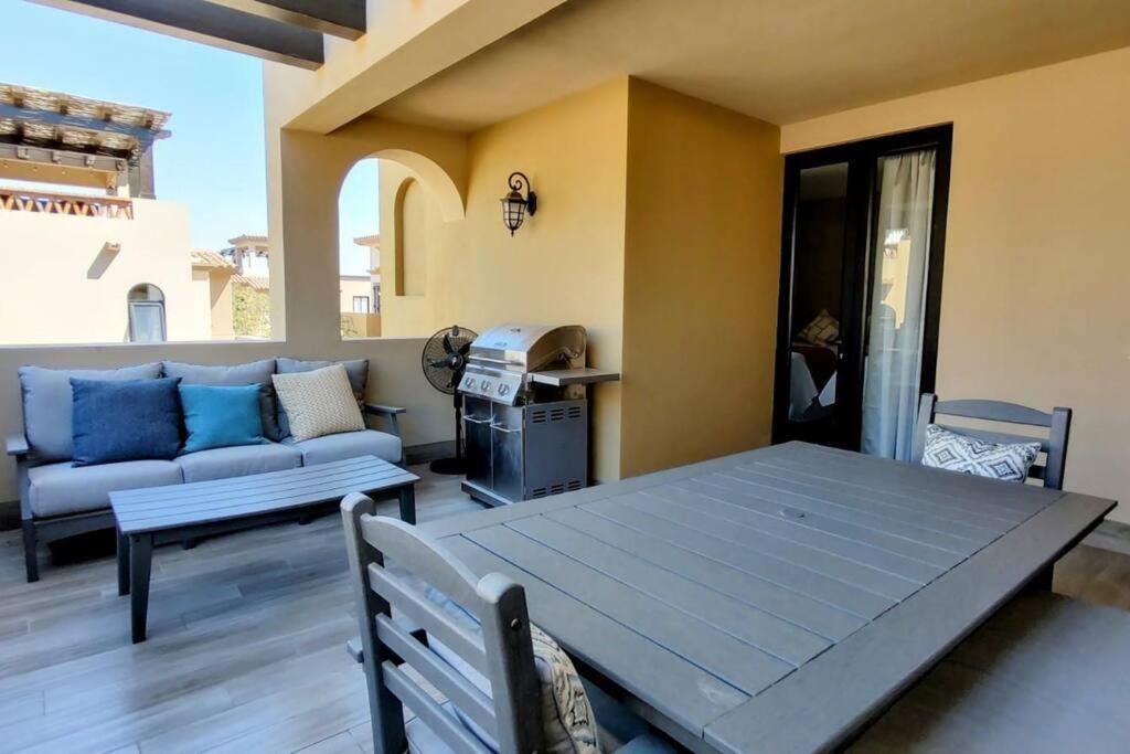 Amazing 2br Pool/jacuzzi/beach/ Resort/10min Cabo Apartment