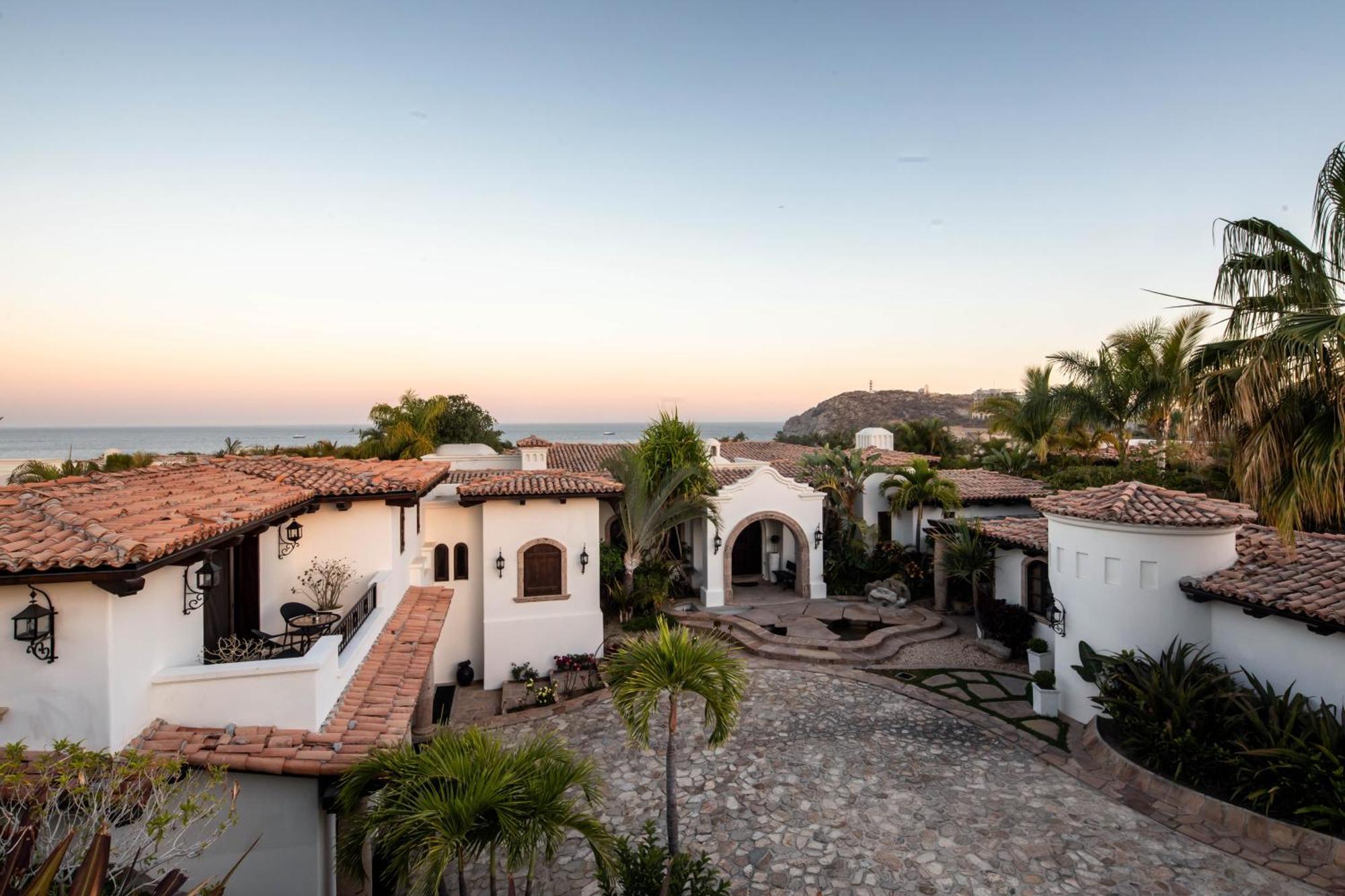 Casa Costa Cabo San Lucas