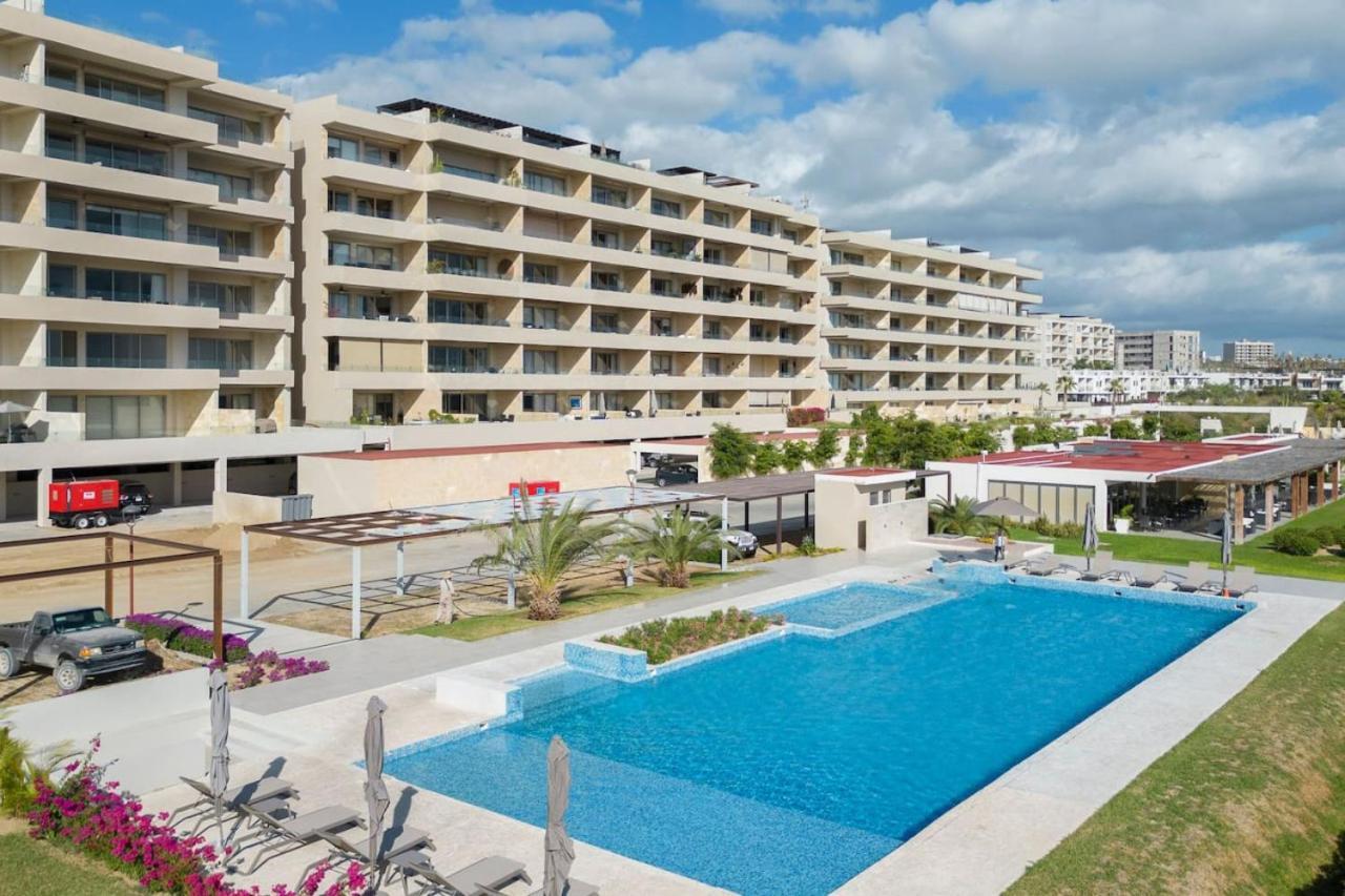 Spectacular New 2br With Bbq And Ocean Views *