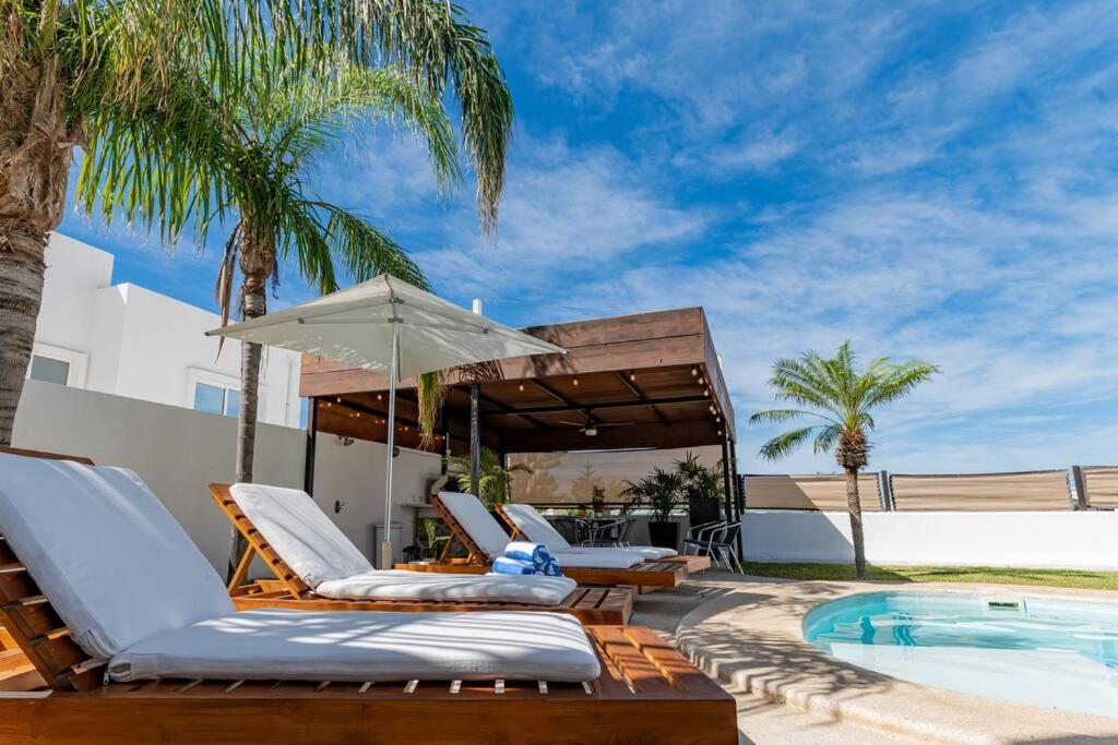 Сasa de vacaciones Spectacular House In Cabo With Private Pool & Bbq!