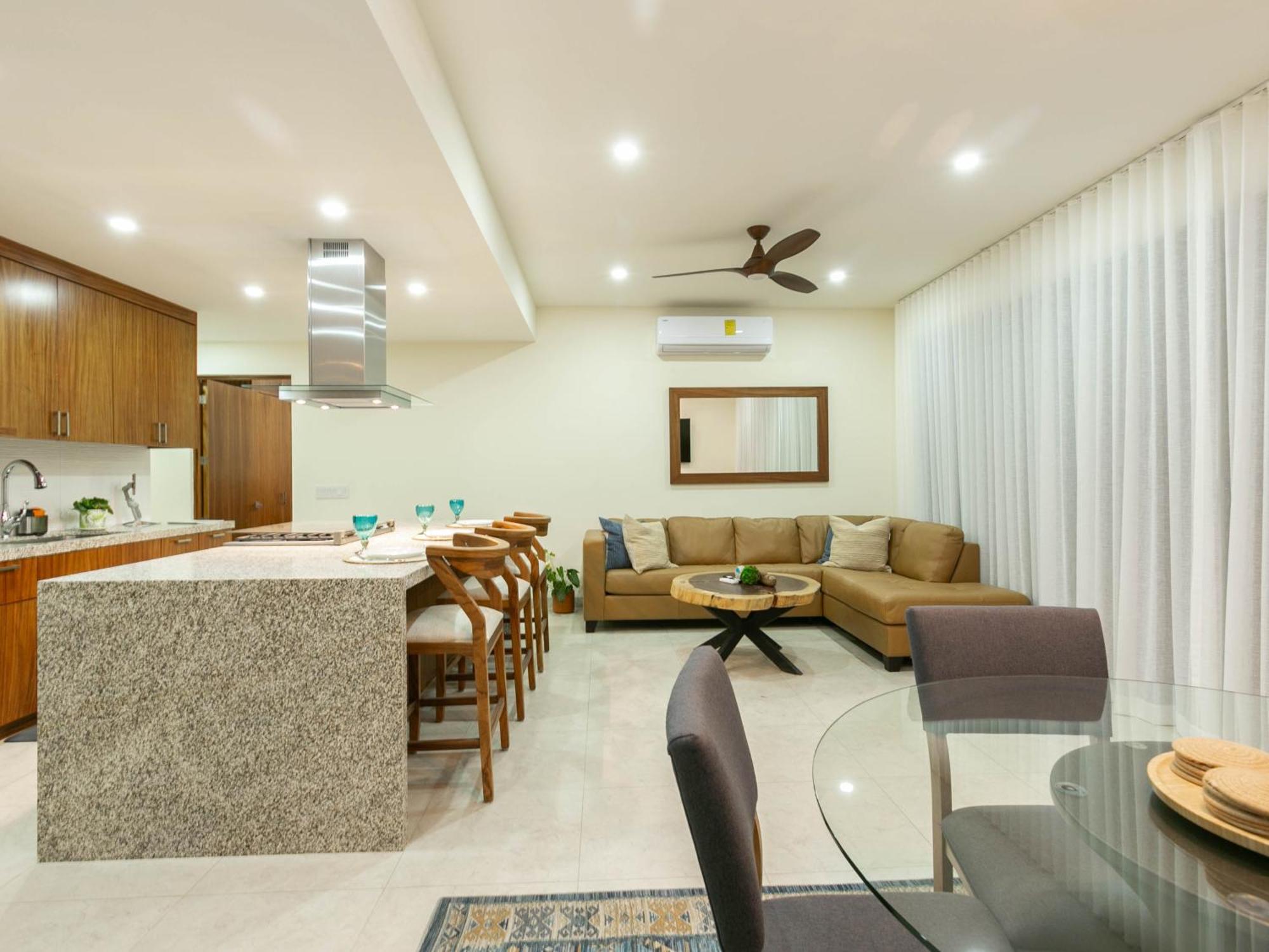 Sea La Vie Apartment *