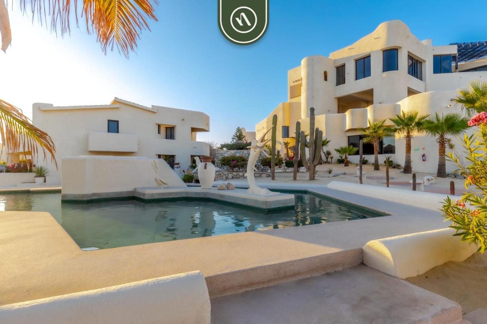 Oceanfront 3 Bedroom Right In Front Of The