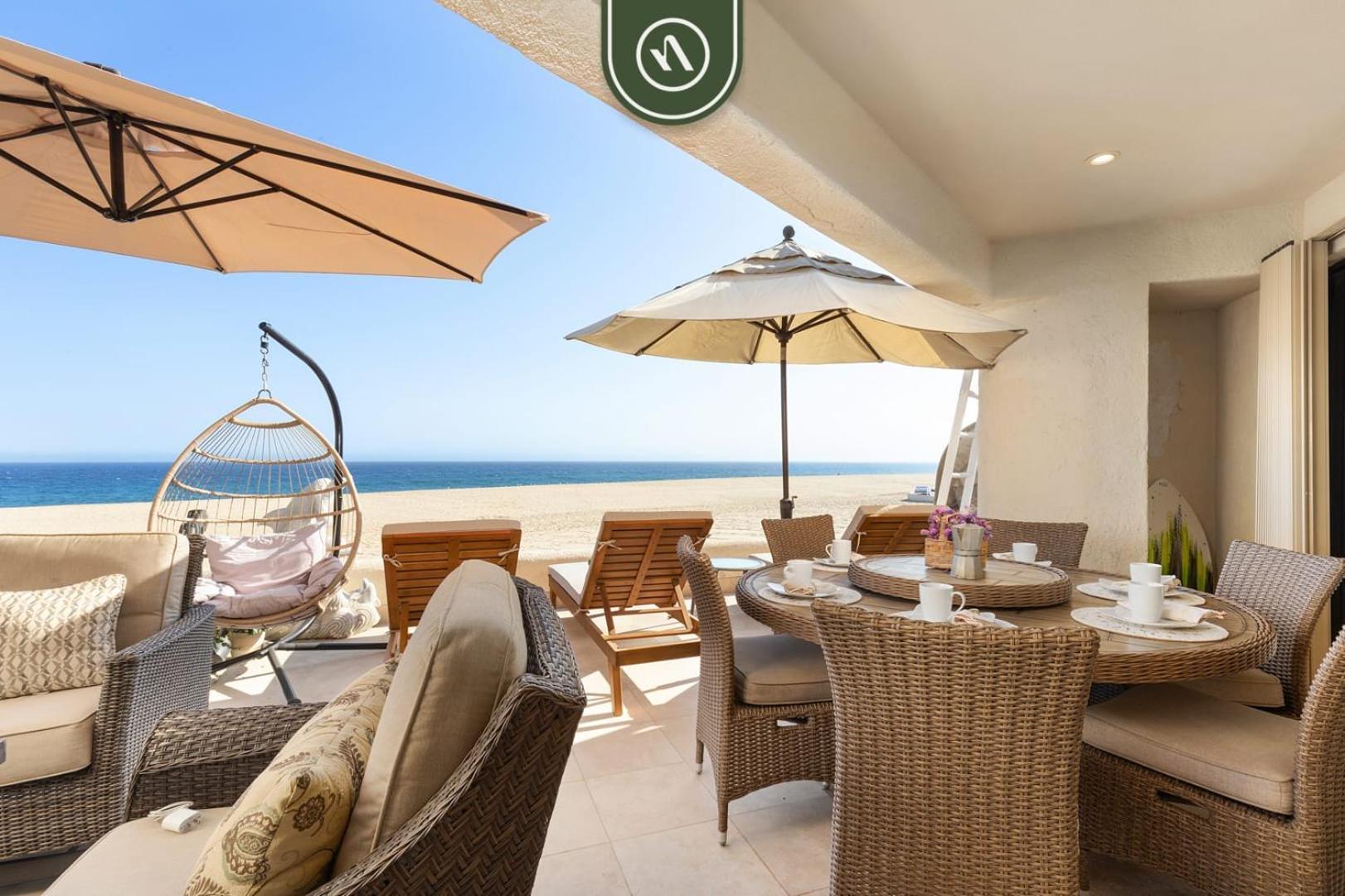 Oceanfront 3 Bedroom Right In Front Of The Apartment *