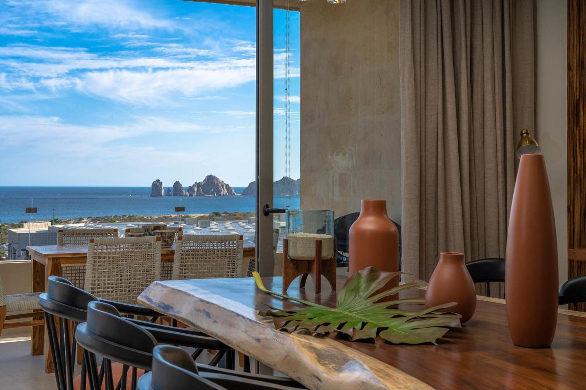 Apartment Luxury With Ocean View, Balcony, And Pool Cabo San Lucas