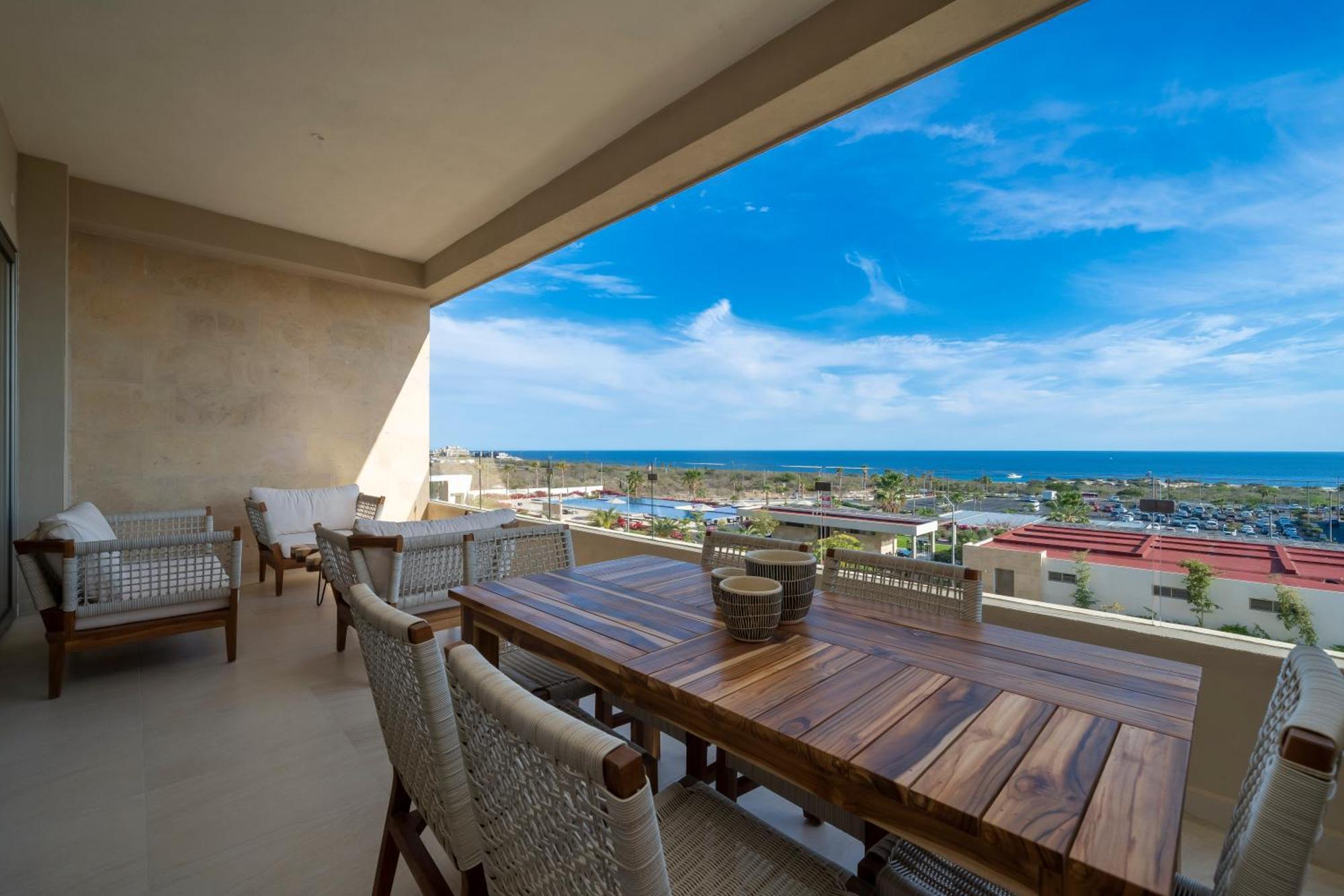 Luxury With Ocean View, Balcony, And Pool Cabo San Lucas