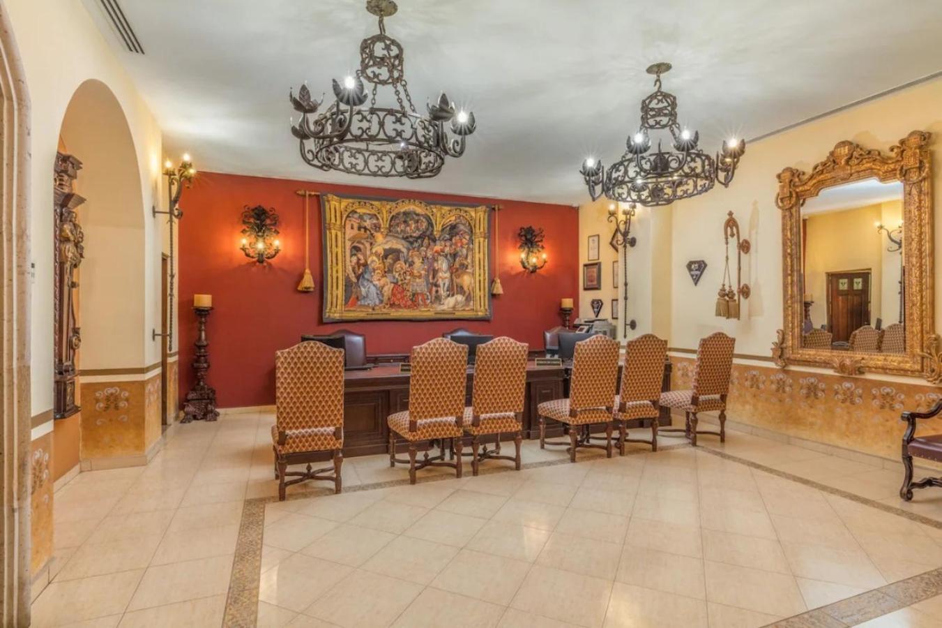 Relaxing 2 Bedroom Family At Apartment
