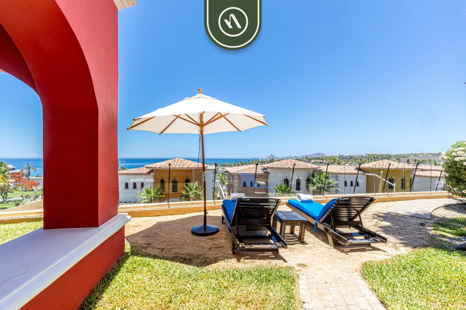 Great House With Private Balcony - Ocean View Apartment