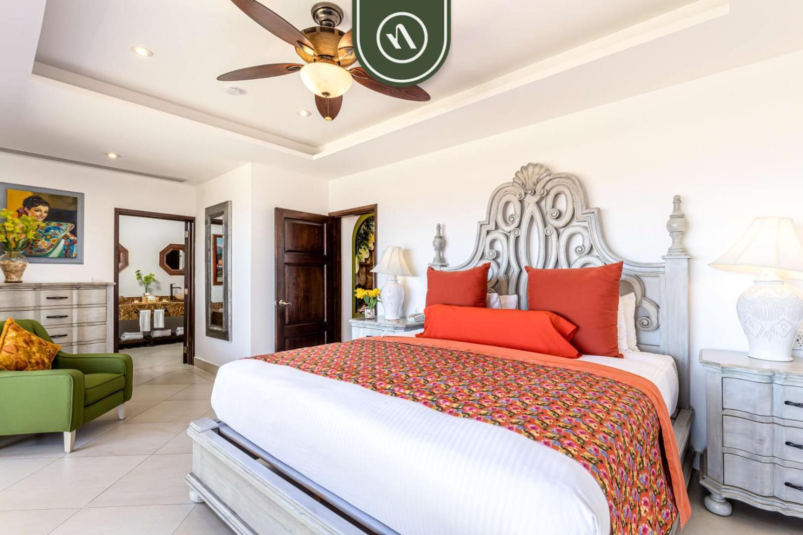 Great House With Private Balcony - Ocean View Apartment