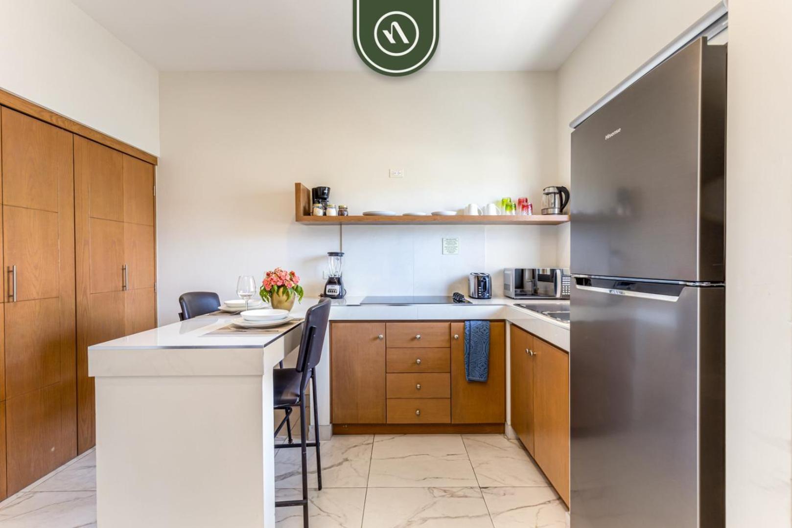 Apartment 1br - Rooftop Pool - Near To Downtown *