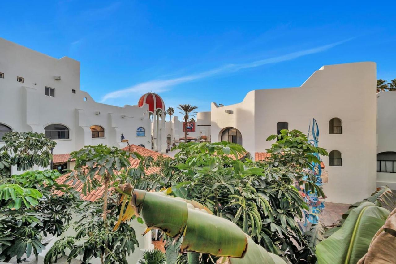 Completely Remodeled 2bd-2ba Plaza Bonita