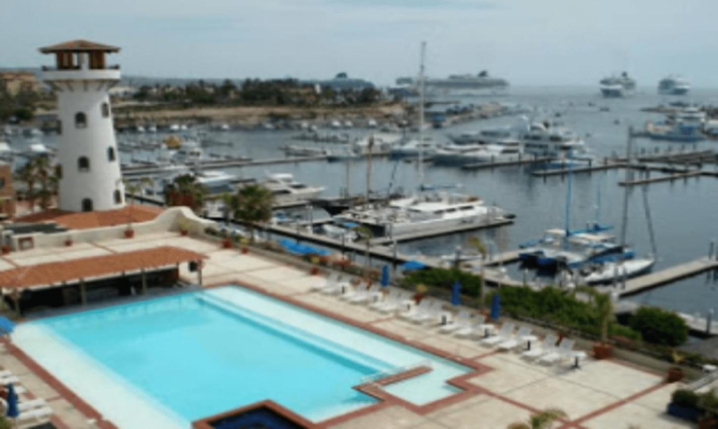 Harbour Junior Cabo San Lucas