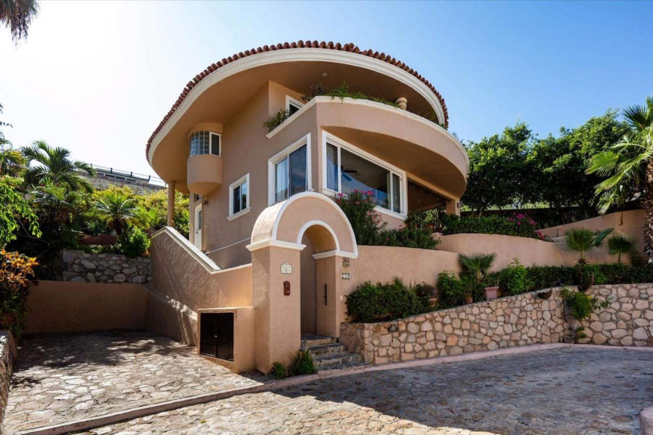 Сasa de vacaciones Pedregal, Pool, Jacuzzi, Marina Views, 4bd, 3ba Cabo San Lucas