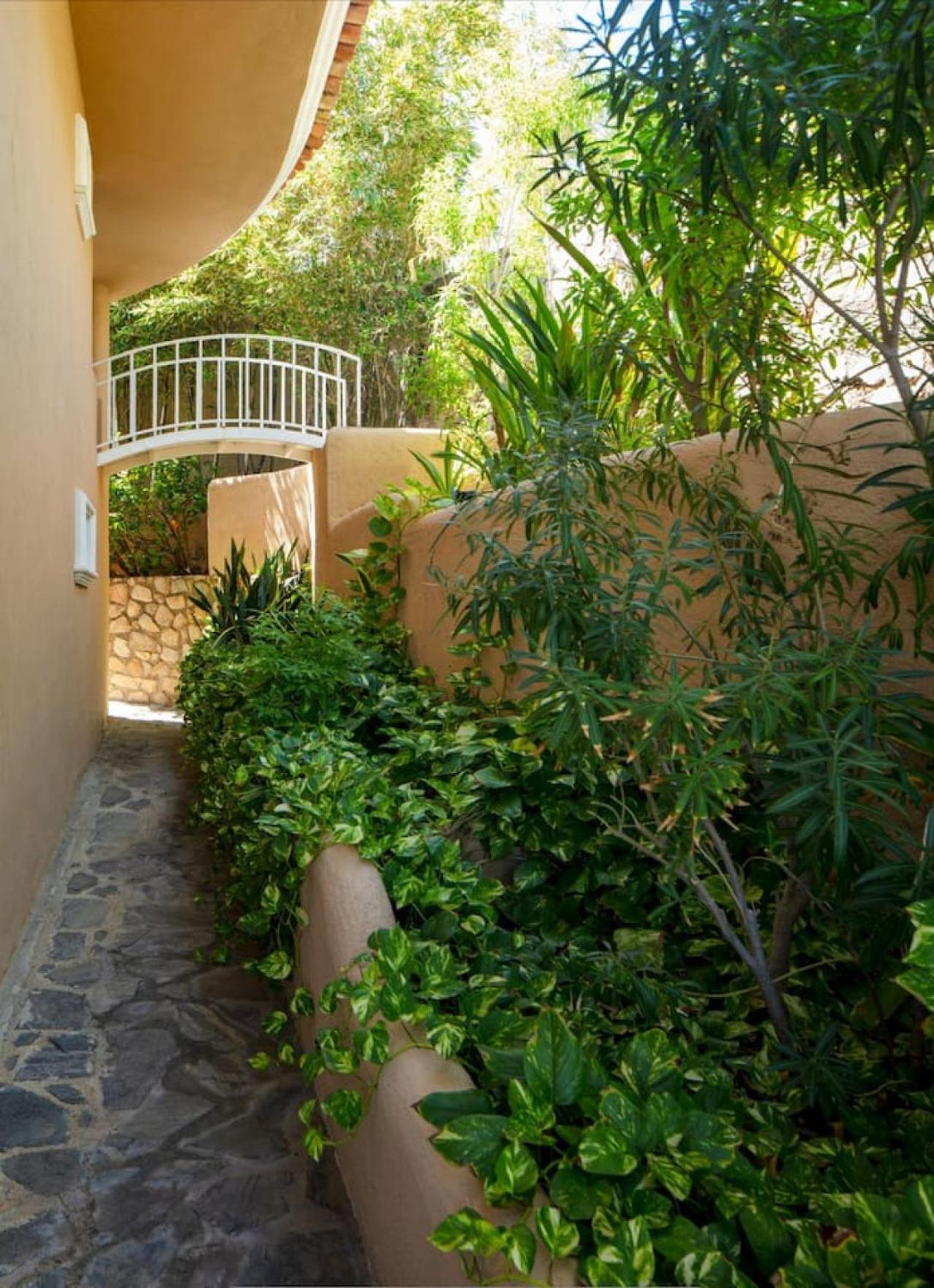 Pedregal, Pool, Jacuzzi, Marina Views, 4bd, 3ba Сasa de vacaciones *