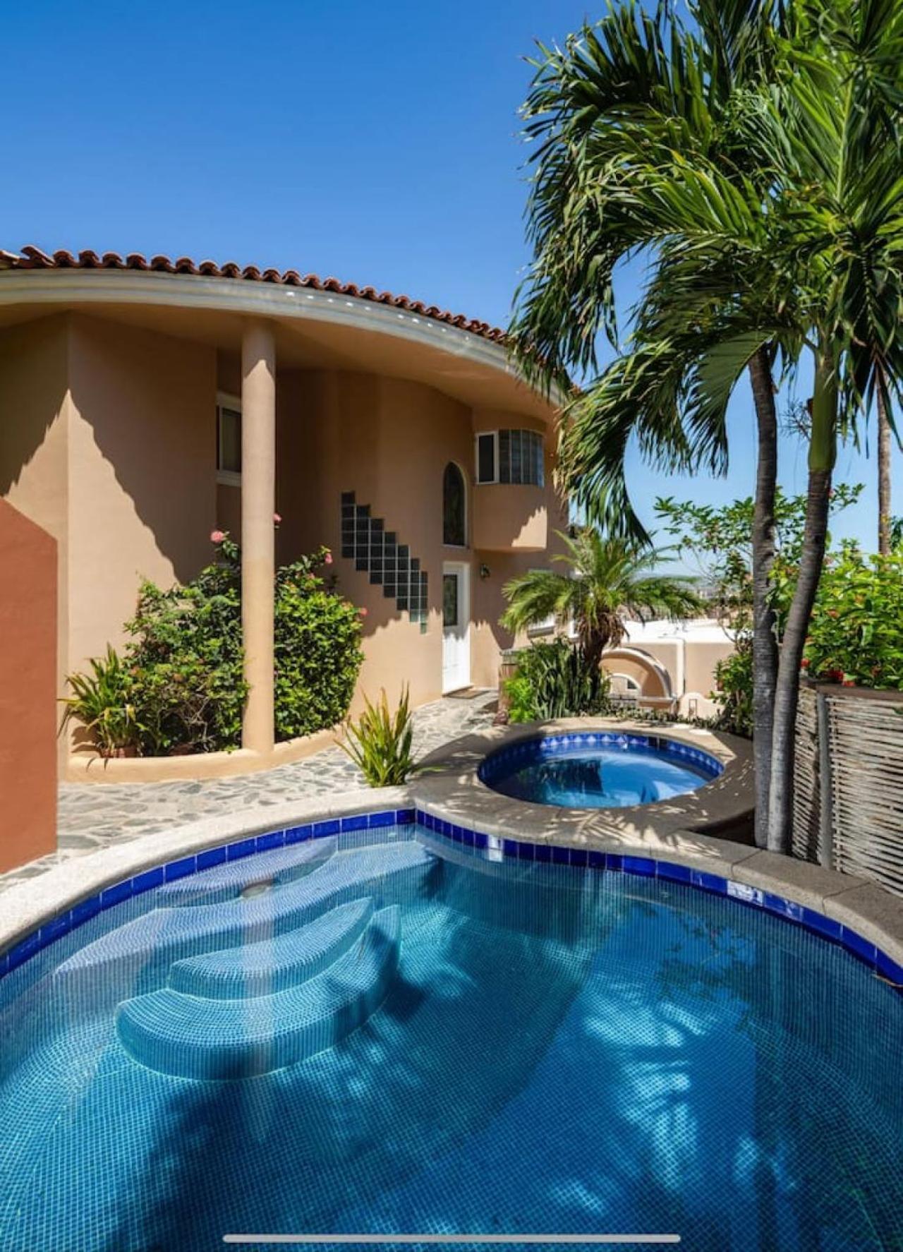 Pedregal, Pool, Jacuzzi, Marina Views, 4bd, 3ba *