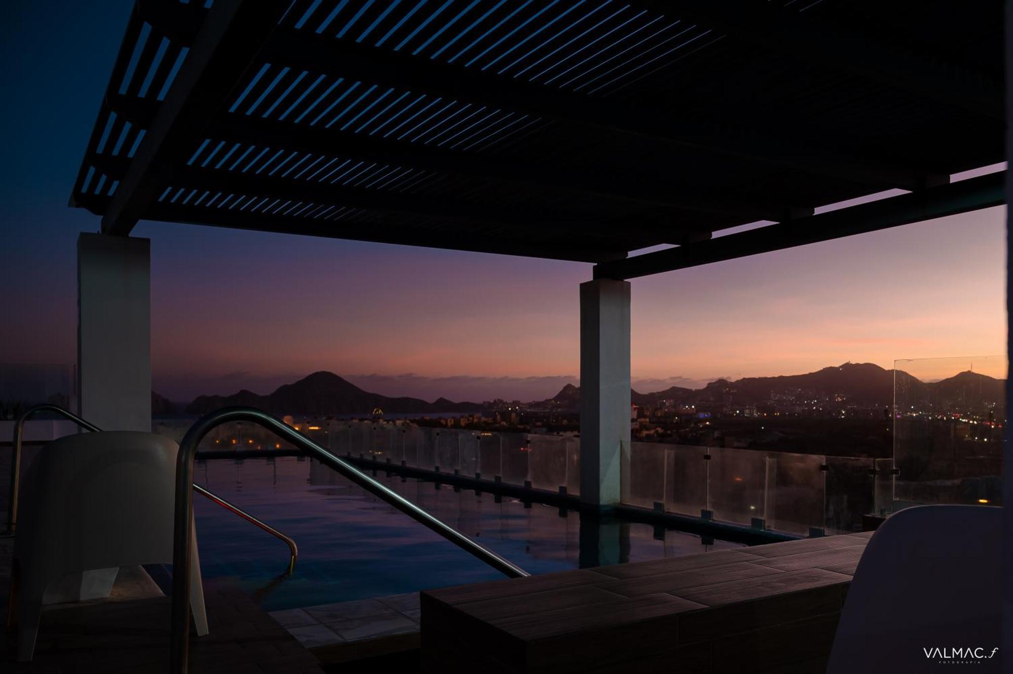 Hotel Comfort & Cabos 4*