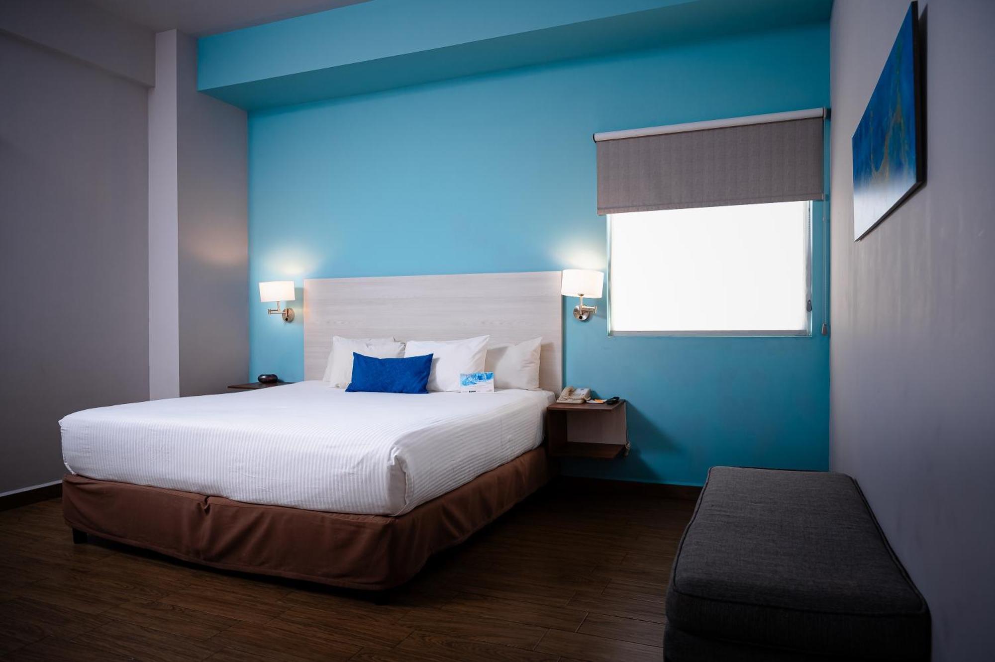 Comfort & Cabos 4*